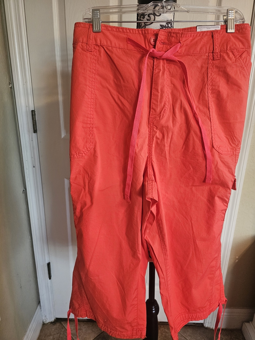 St. John's Womans Bay Coral Color  Drawstring Cargo Capris